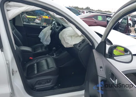 2017 Volkswagen Tiguan 2.0T Sport from USA, damaged, VIN WVGUV7AX9HW509659